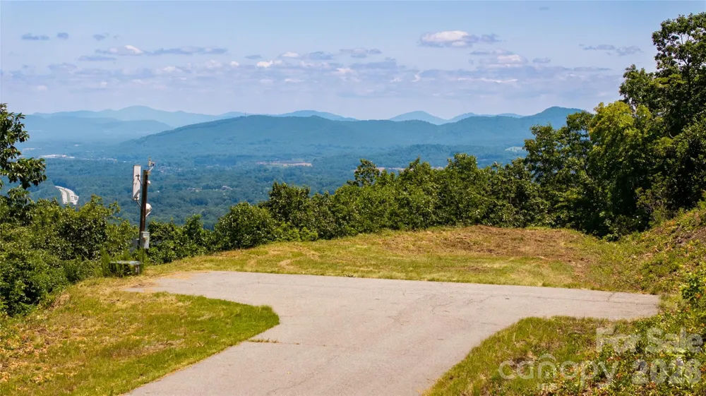 222 Hidden Ridge Drive Candler, NC 28715