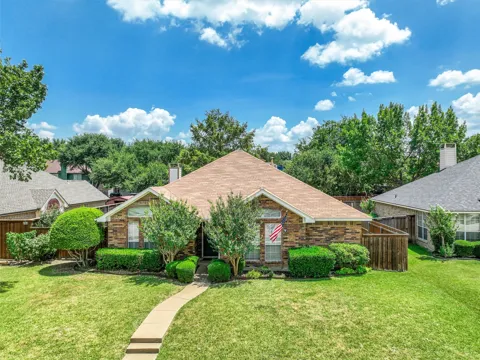 6114 Covington Drive