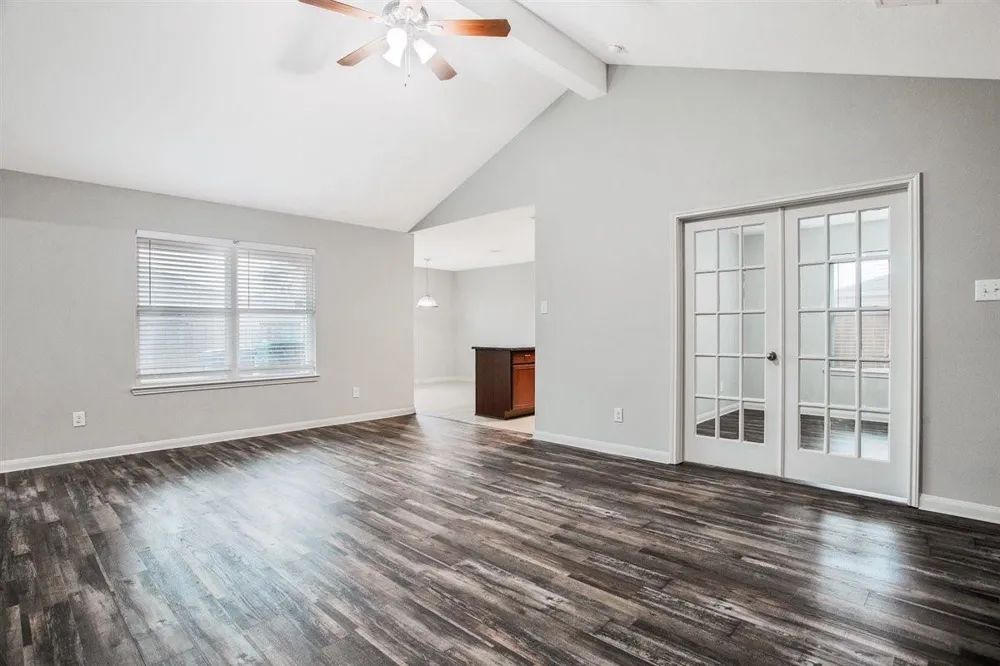 104 Indigo Brush Drive La Marque, TX 77568