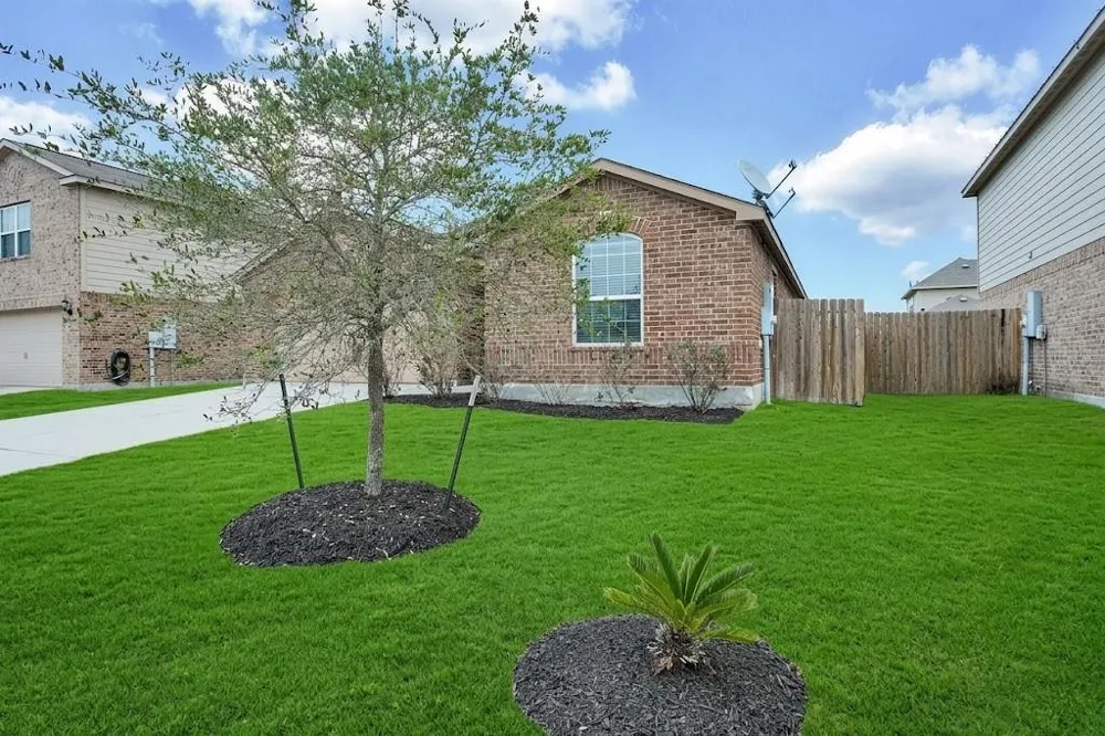 104 Indigo Brush Drive La Marque, TX 77568