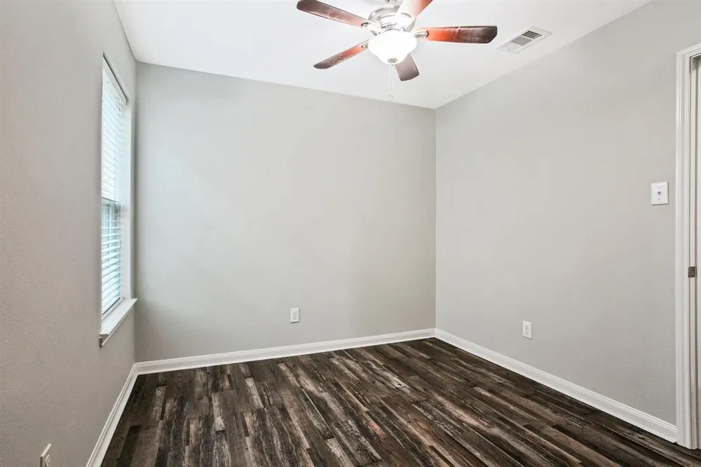 104 Indigo Brush Drive La Marque, TX 77568