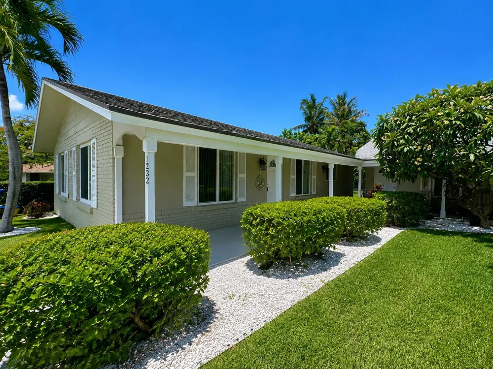 1232 Cabana Road #1 Singer Island, FL 33404