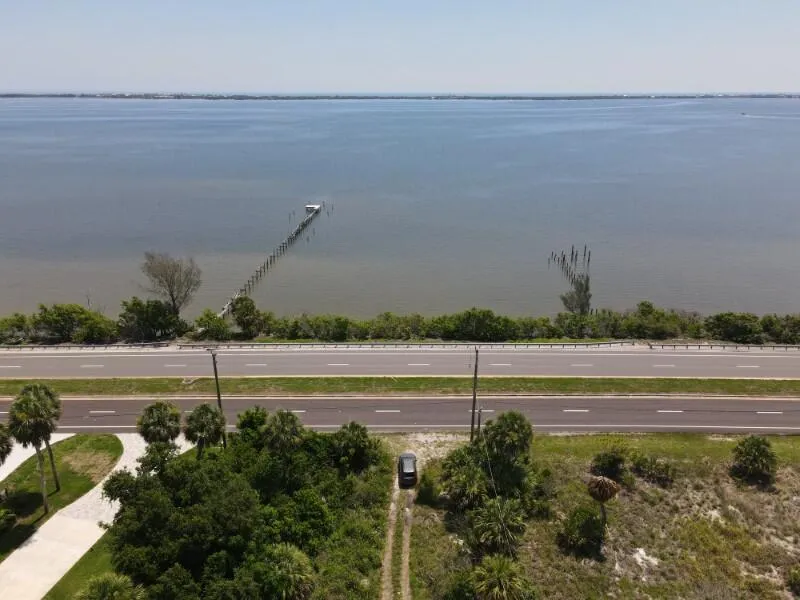 1790 U.s. 1 Malabar, FL 32950