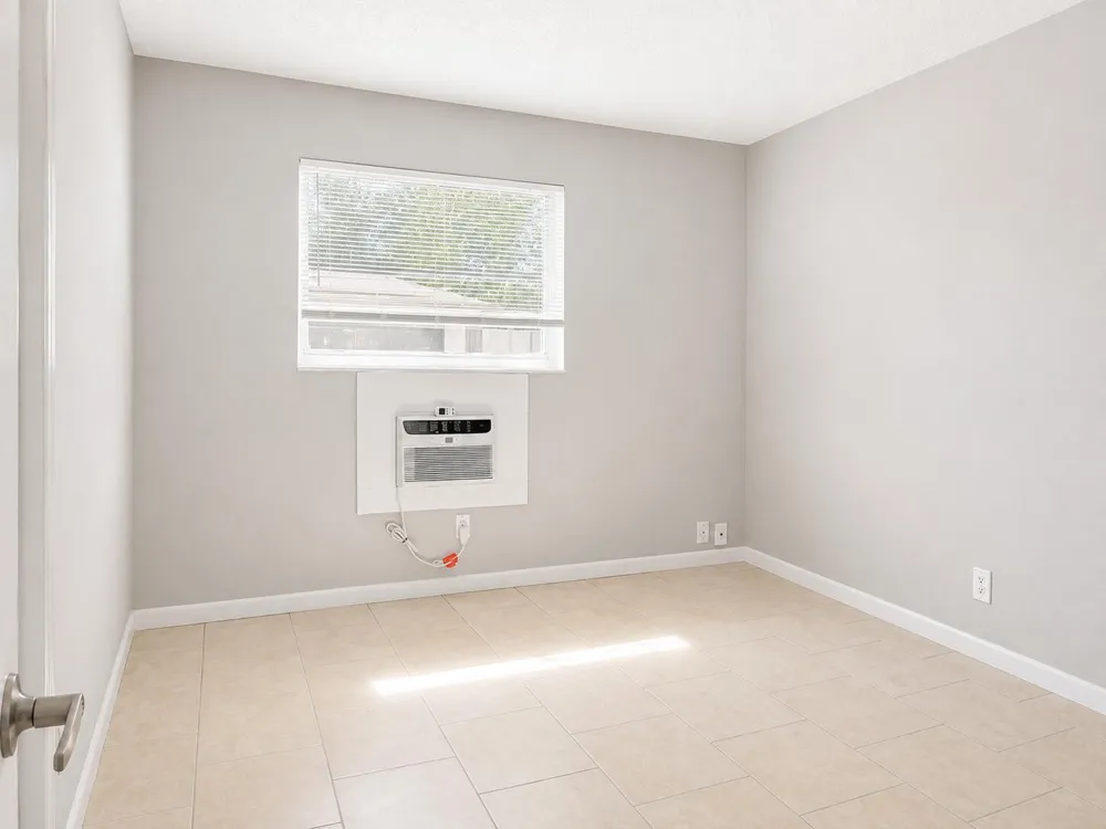 181 NW 42nd Street #2 Oakland Park, FL 33309
