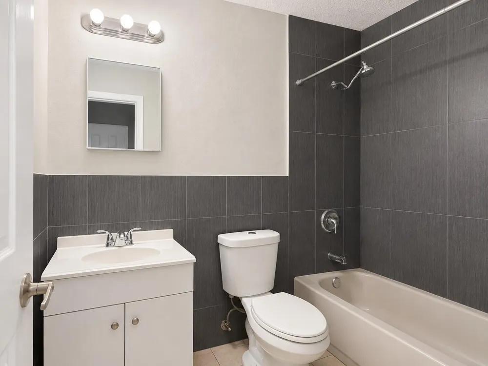 181 NW 42nd Street #2 Oakland Park, FL 33309