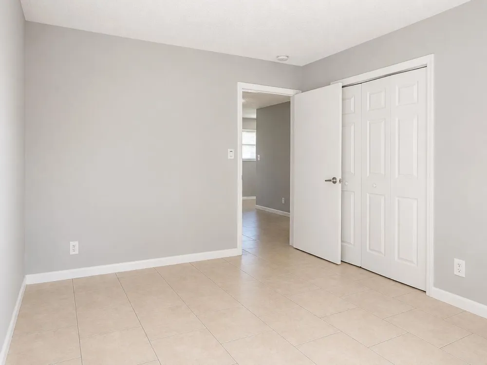 181 NW 42nd Street #2 Oakland Park, FL 33309