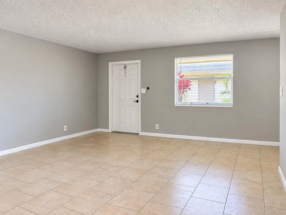181 NW 42nd Street #2 Oakland Park, FL 33309