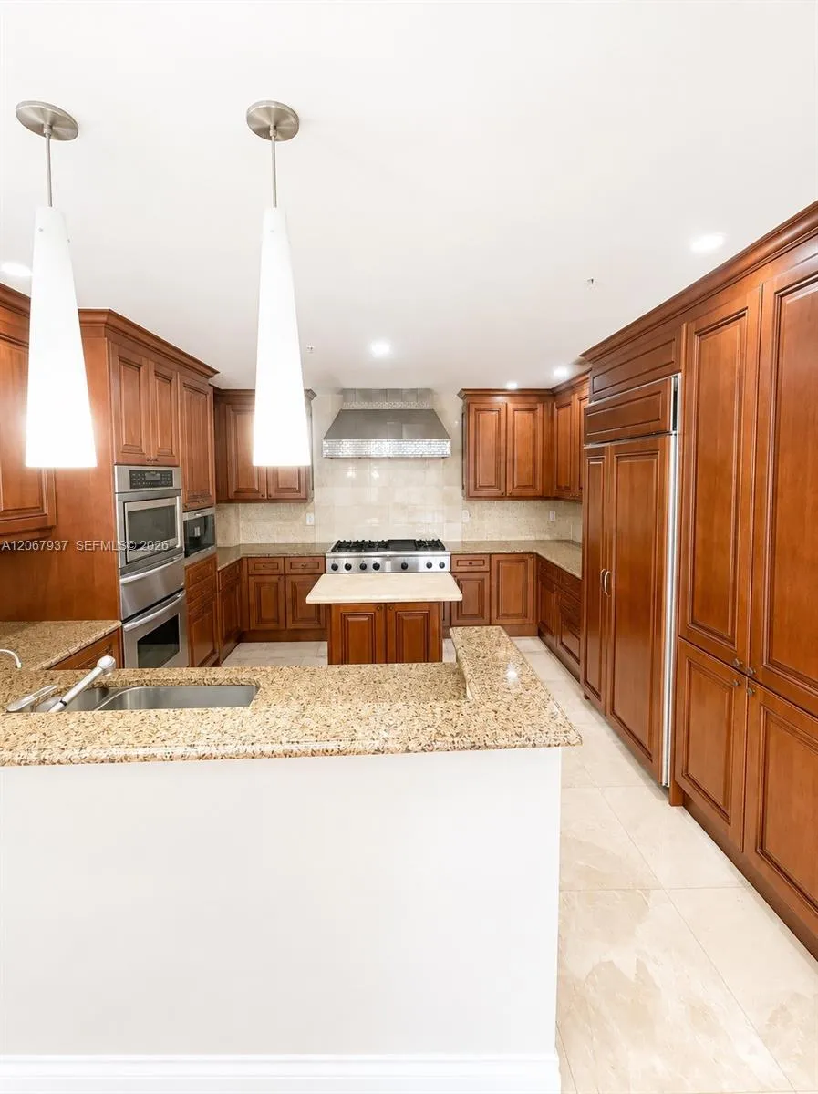 3501 Ocean Dr #V1 Hollywood, FL 33019