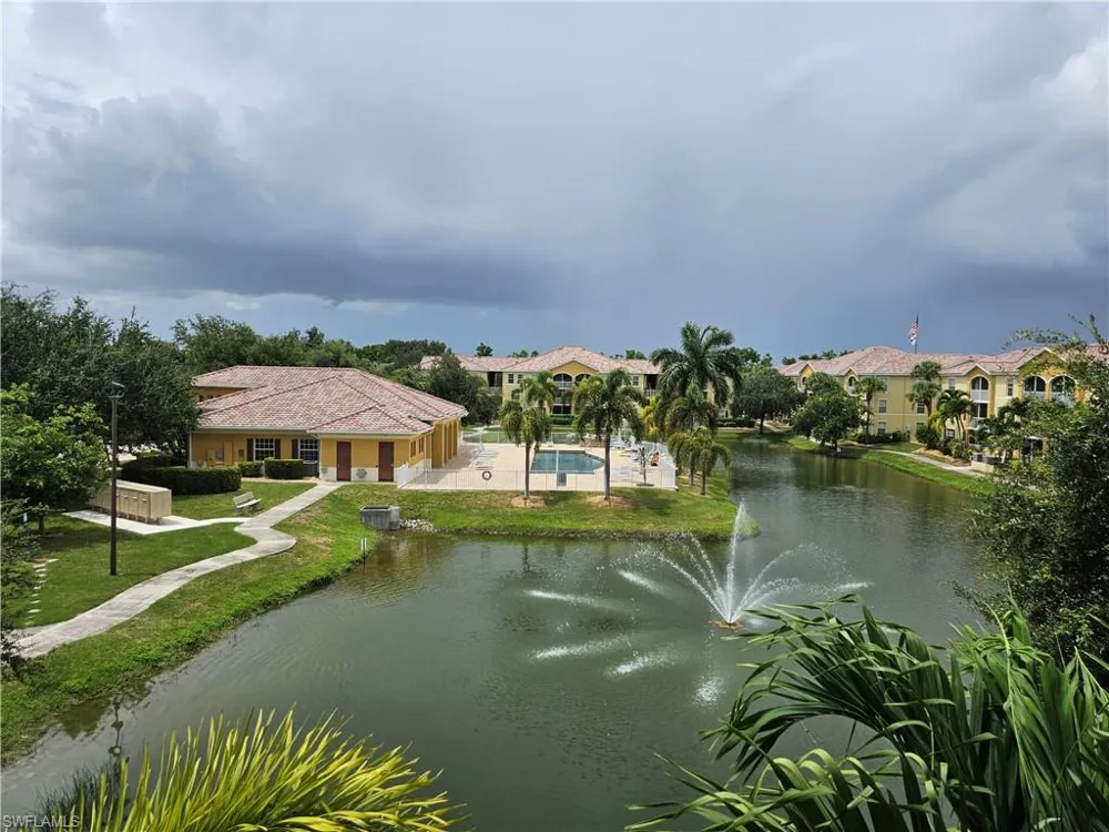 4135 residence Drive #620 Fort Myers, FL 33901