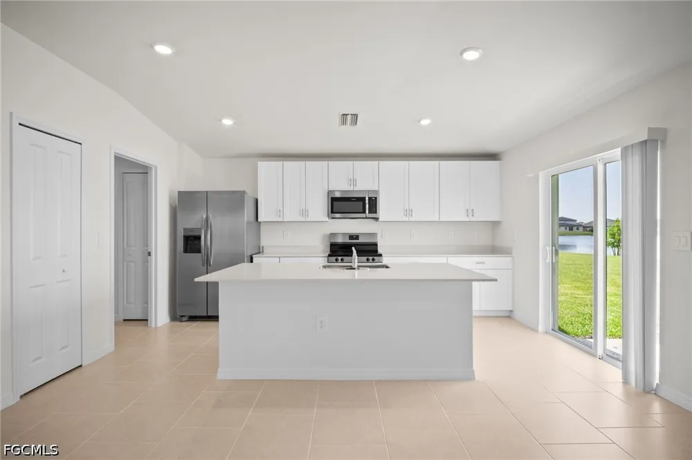 paradiso Way North Fort Myers, FL 33917