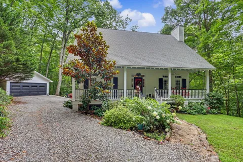 306 Choestoe Lane