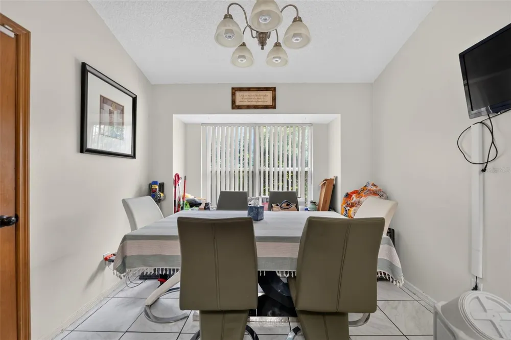 1780 W FINLAND DRIVE Deltona, FL 32725