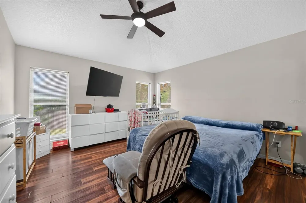 1780 W FINLAND DRIVE Deltona, FL 32725