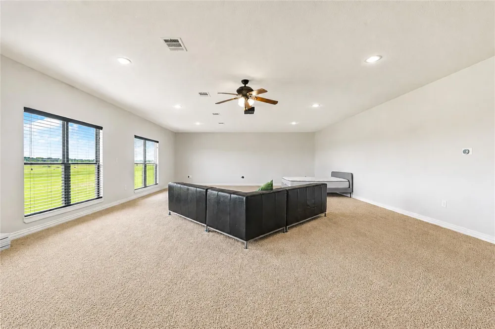 8245 Stacy Beaumont, TX 77705