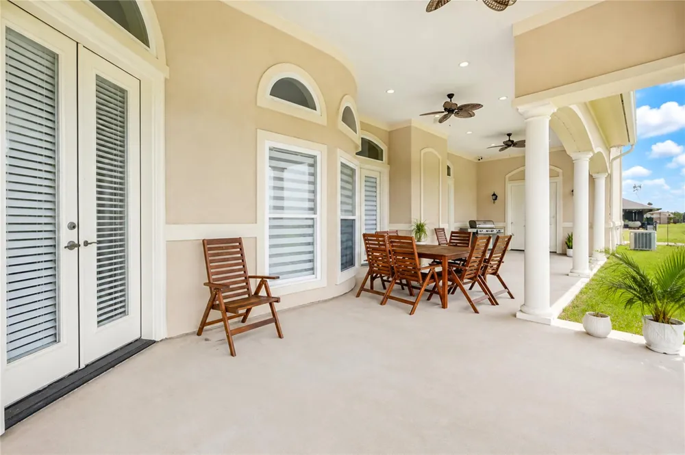 8245 Stacy Beaumont, TX 77705