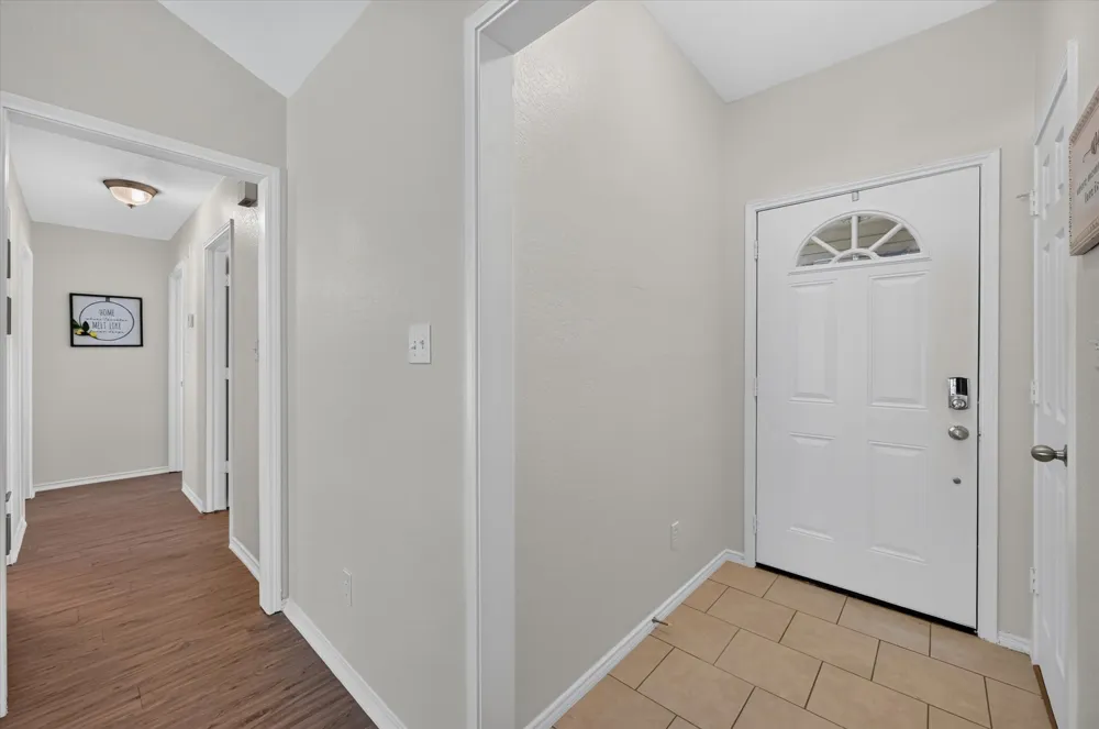 7717 Dove Court Watauga, TX 76148