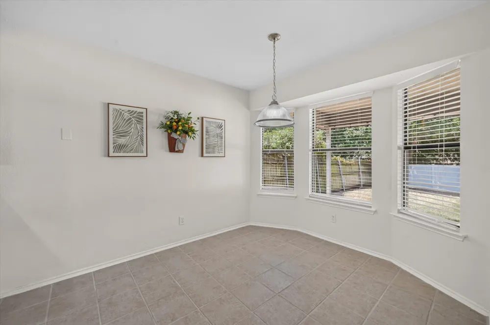 7717 Dove Court Watauga, TX 76148