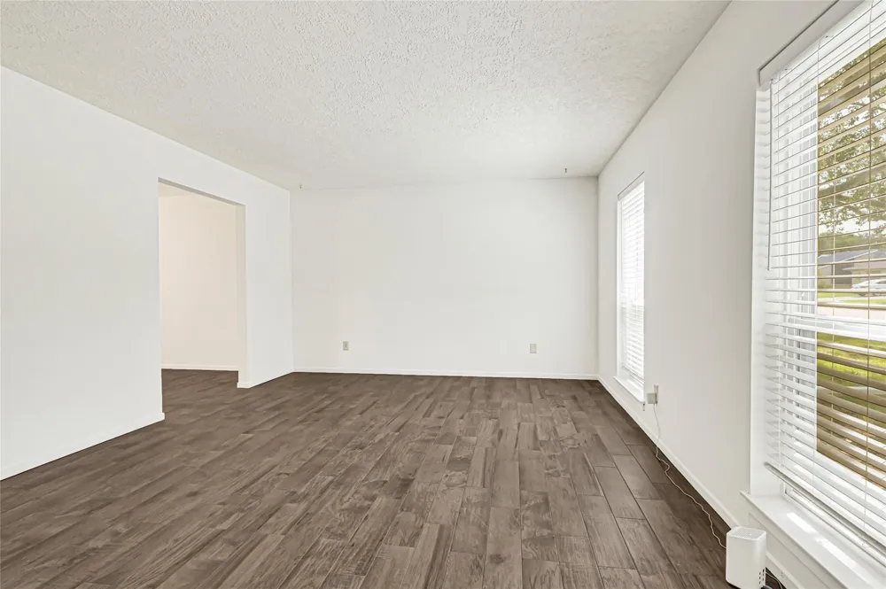 459 El Toro Lane Houston, TX 77598
