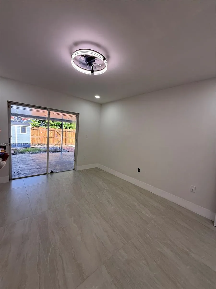 8397 SW 147th Pl Miami, FL 33193