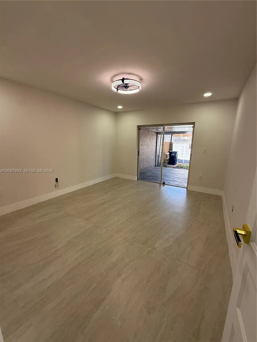 8397 SW 147th Pl Miami, FL 33193