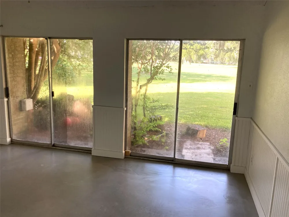1836 Veranda Drive West Columbia, TX 77486