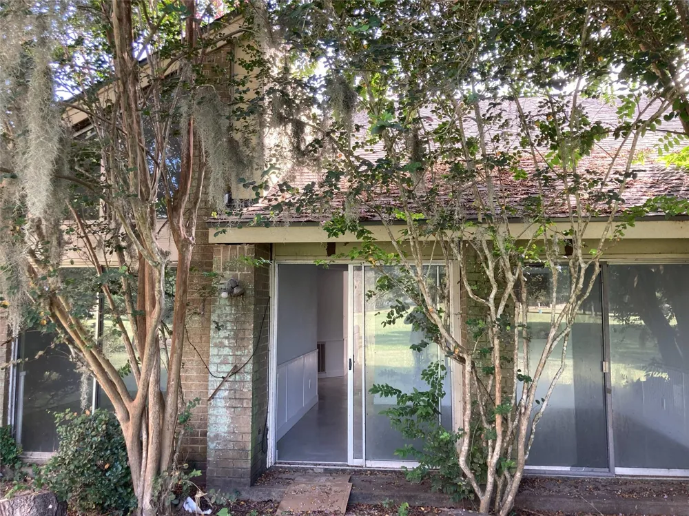 1836 Veranda Drive West Columbia, TX 77486