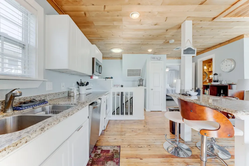 4211 Surf Drive Galveston, TX 77554