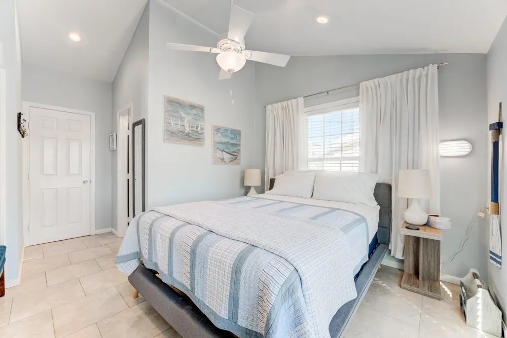 4211 Surf Drive Galveston, TX 77554