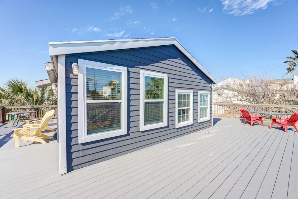 4211 Surf Drive Galveston, TX 77554