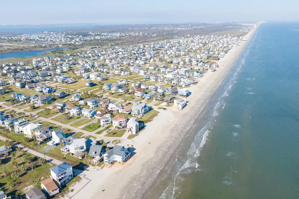 4211 Surf Drive Galveston, TX 77554