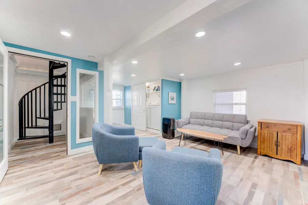 4211 Surf Drive Galveston, TX 77554