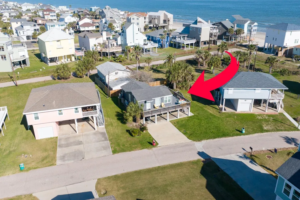 4211 Surf Drive Galveston, TX 77554
