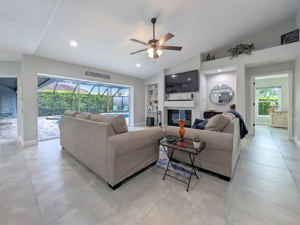 5101 E LONGBOAT BOULEVARD Tampa, FL 33615