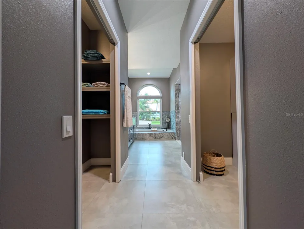 5101 E LONGBOAT BOULEVARD Tampa, FL 33615