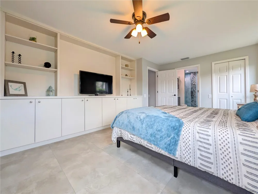 5101 E LONGBOAT BOULEVARD Tampa, FL 33615