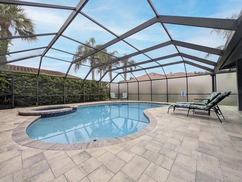 5101 E LONGBOAT BOULEVARD Tampa, FL 33615