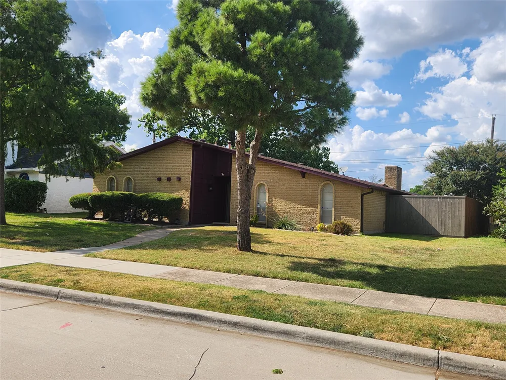 2109 Overglen Drive Plano, TX 75074