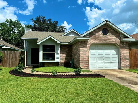 1106 Holbech Lane