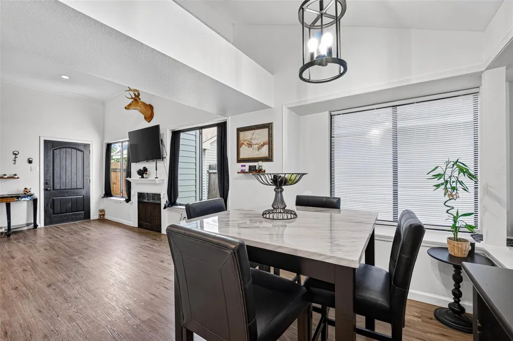 1106 Holbech Lane Channelview, TX 77530