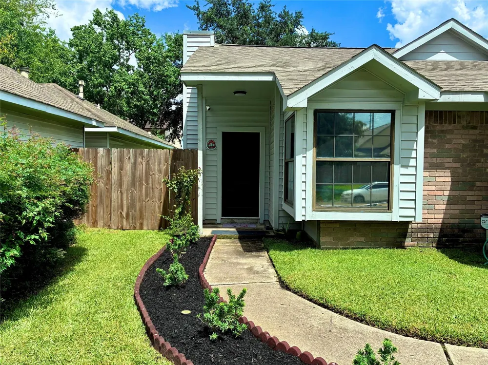 1106 Holbech Lane Channelview, TX 77530