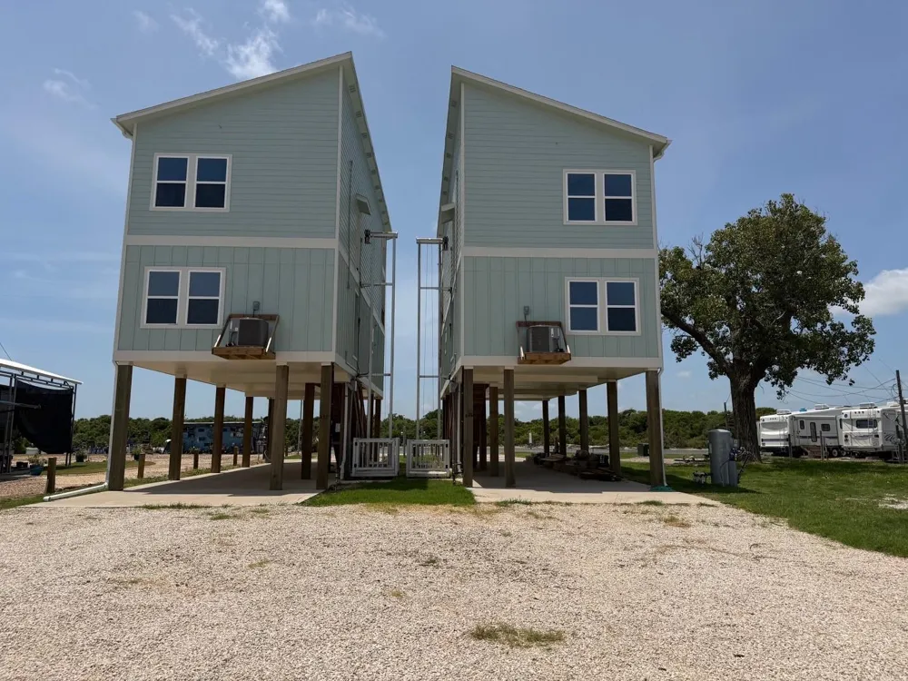 442 Private Road 670 Matagorda, TX 77457