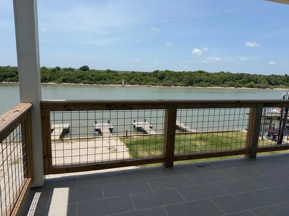 442 Private Road 670 Matagorda, TX 77457