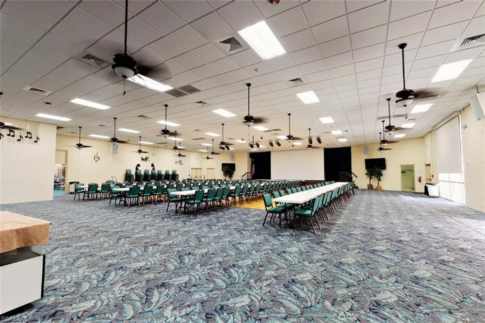 1700 Pine Valley Drive #314 Fort Myers, FL 33907