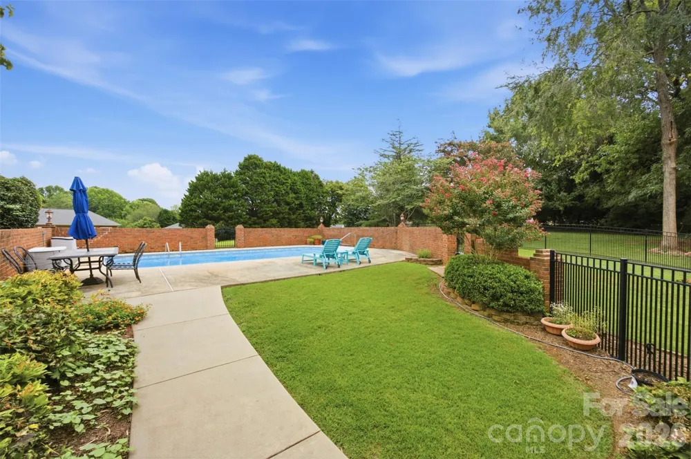1511 Prancer Lane Gastonia, NC 28056