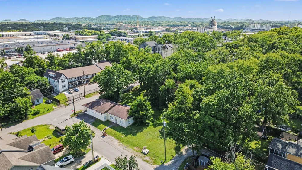 516 Veritas St Nashville, TN 37211