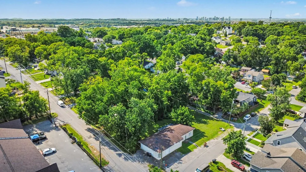 516 Veritas St Nashville, TN 37211