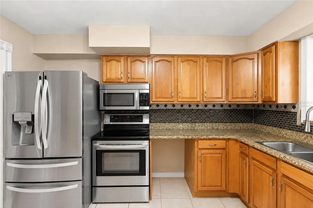 3827 38TH AVENUE St Petersburg, FL 33713