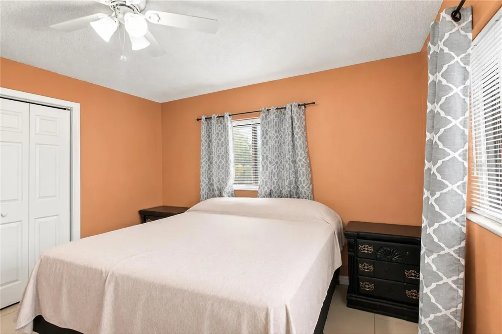 3827 38TH AVENUE St Petersburg, FL 33713