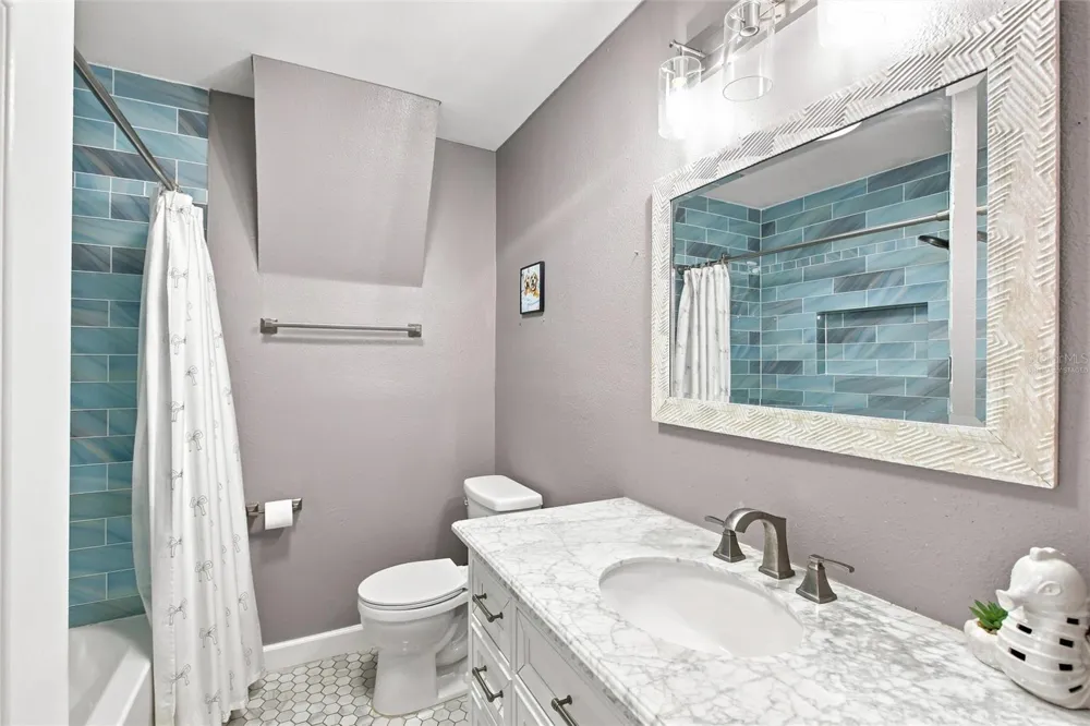 3827 38TH AVENUE St Petersburg, FL 33713