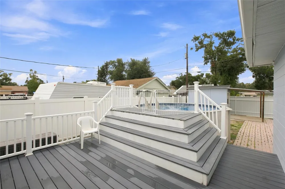 3827 38TH AVENUE St Petersburg, FL 33713